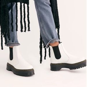 Dr. Martens 2976 Quad Chelsea Boots